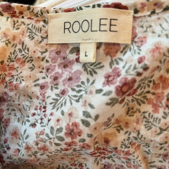 Roolee elastic waistband and wrist flowered blouse. - Picture 7 of 7